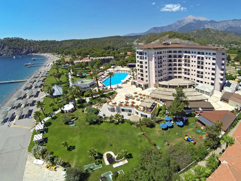 Отель Kilikya Resort Camyuva 5*